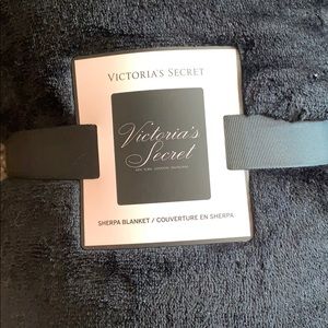 Victoria Secret Sherpa Blanket 2019
